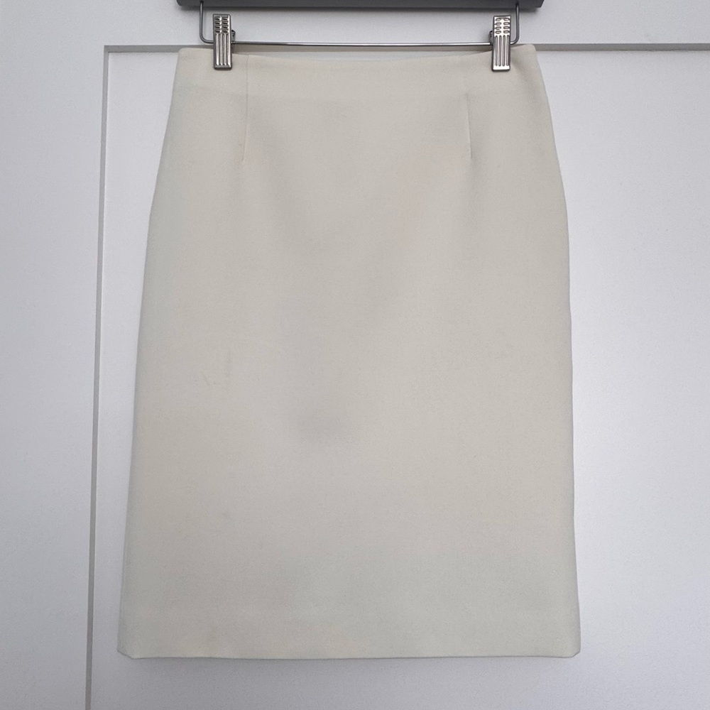 Diane Von Furstenberg Classic Cream Pencil Skirt